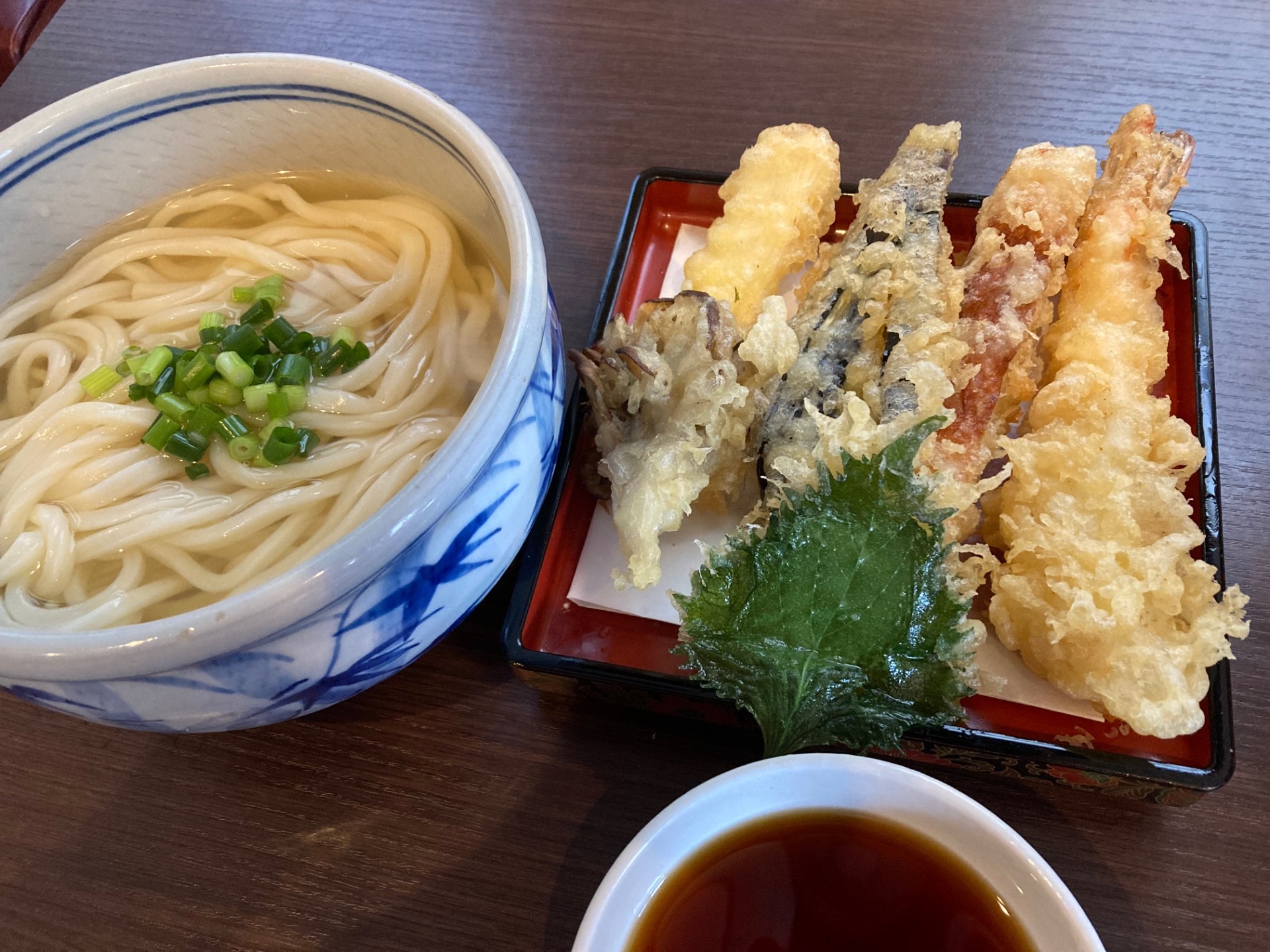 家族の賑わい 海老天かけ ¥1480